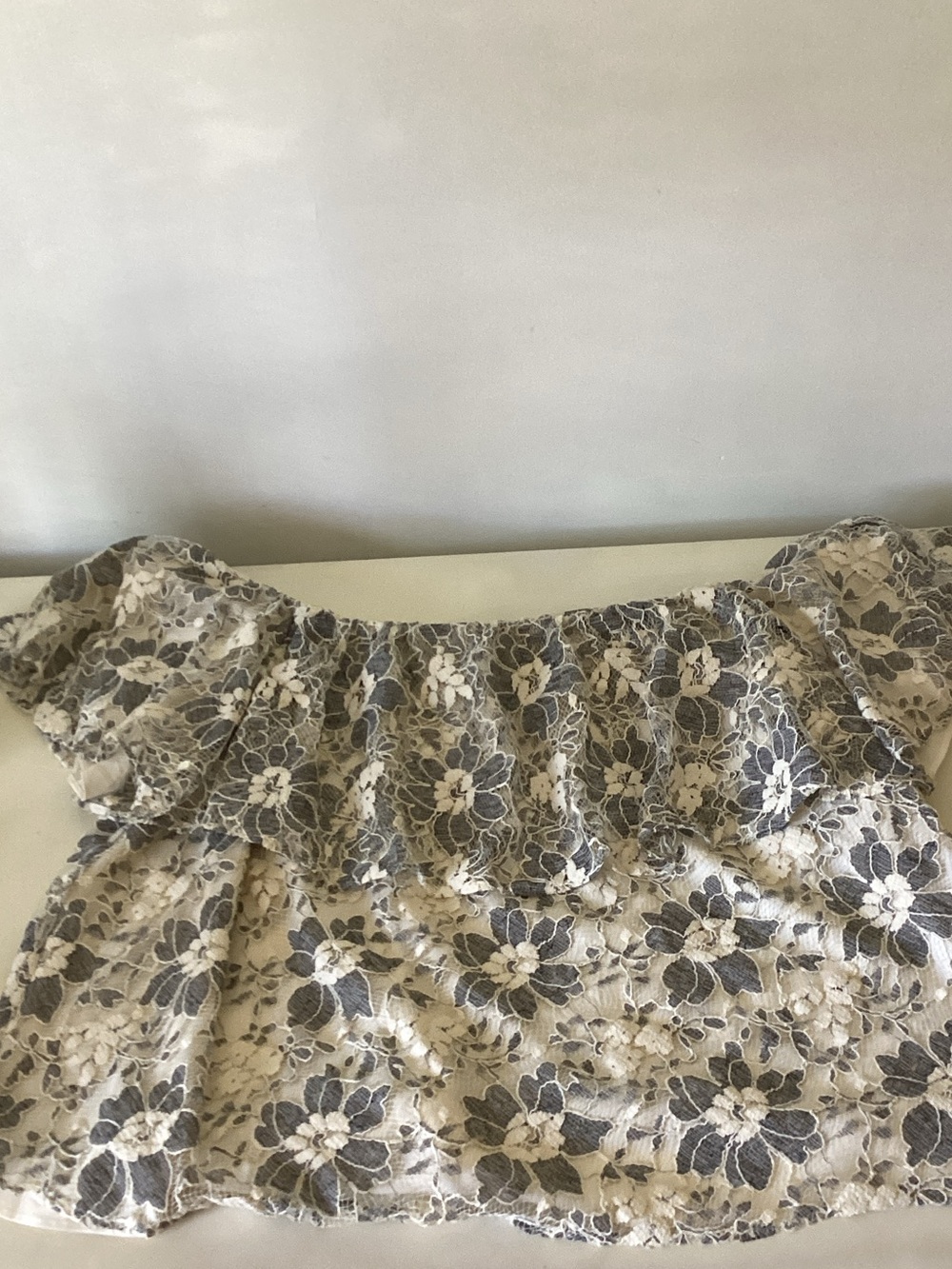 Off-Shoulder Floral Lace Blouse in Cream and Gray - Picture 3 of 8